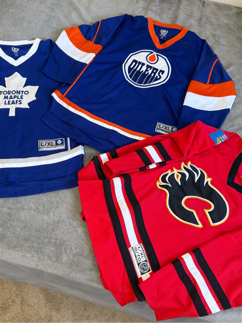 3 Hockey Jersey Oilers Flames Leafs NHL Hockey Youth XL